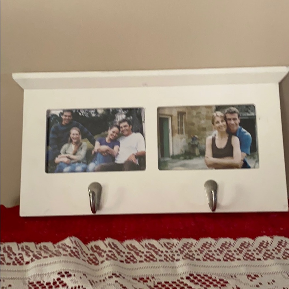 Photo Frame with 2 Key Holders